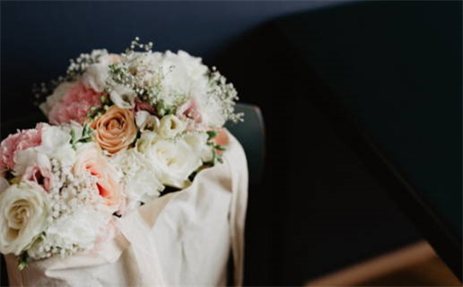 2033年农历八月廿九是不是结婚吉日 宜办喜事吉日查询