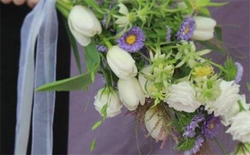 2033年09月18日是结婚好日子吗 宜办婚礼吉日查询