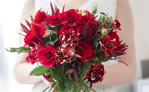 2033年农历八月廿八是不是结婚吉日 办喜事吉利吗 2033年农历八月廿八是不是结婚吉日 办喜事吉利吗