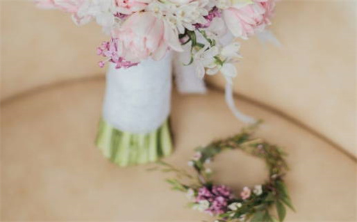 2033年农历八月初八结婚黄道吉日 今日办婚礼好不好