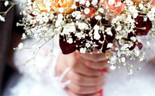 2033年农历八月十二乔迁吉日查询 今日乔迁新居好吗