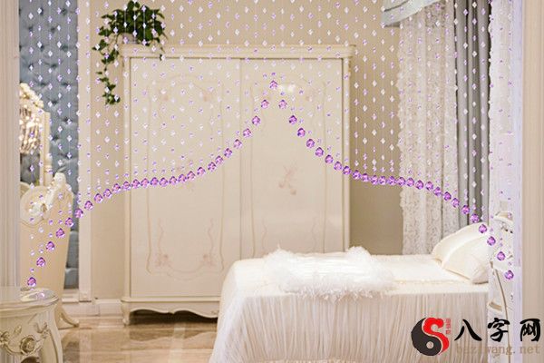 卧室门对卧室门风水化解方法 卧室门对卧室门风水化解方法