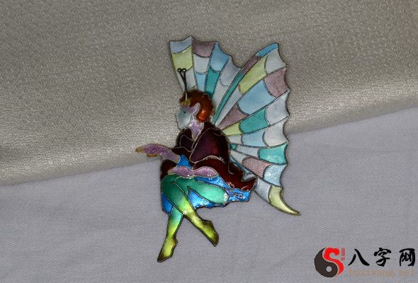 梦见自己变成蝴蝶精